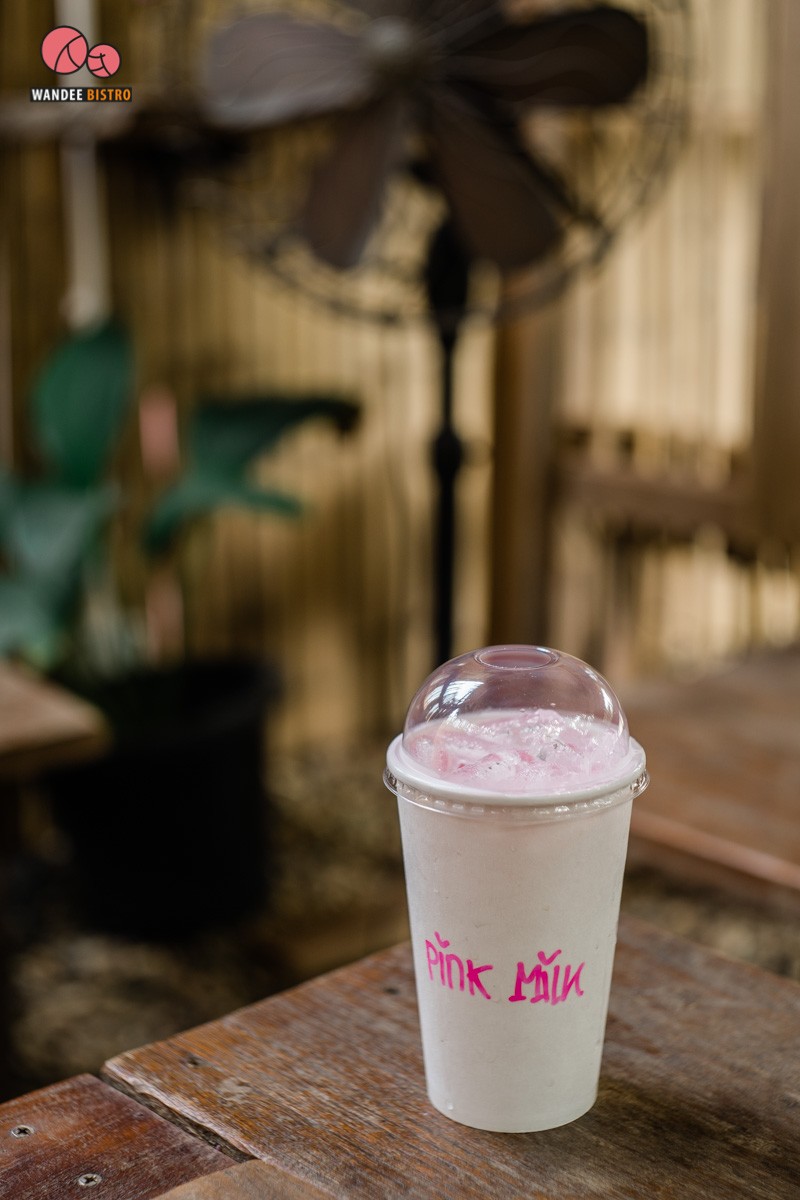 888 little hill คาเฟ่กระท่อมสุดคิวท์ ทุกเมนู 20 บาท บรรยากาศร่มรื่น สดชื่นมากเวอร์ 888 little hill คาเฟ่กระท่อมสุดคิวท์ ทุกเมนู 20 บาท บรรยากาศร่มรื่น สดชื่นมากเวอร์