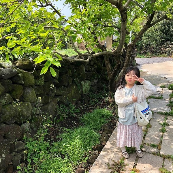 รวม IG แม่ลูกน่าส่อง ดูเพลินจนลืมเหงา ช่วงกักตัวอยู่บ้านหนีโควิด-19