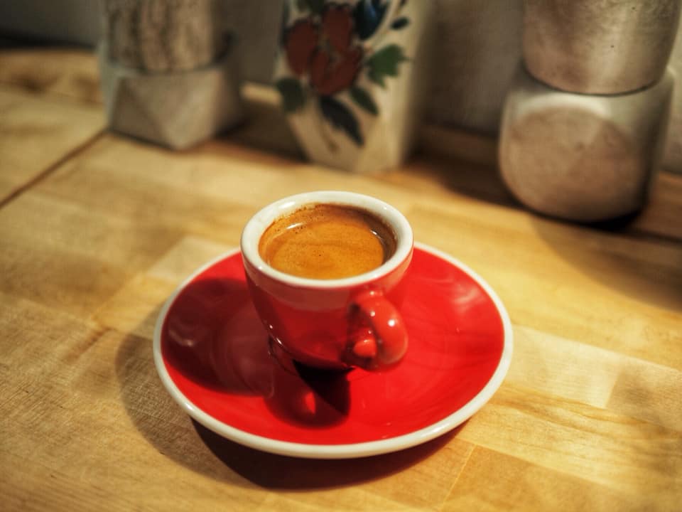 รวม 10 คาเฟ่ ย่านอารีย์ เครื่องดื่มและอาหารอร่อย มุมถ่ายรูปสวยๆ เพียบ