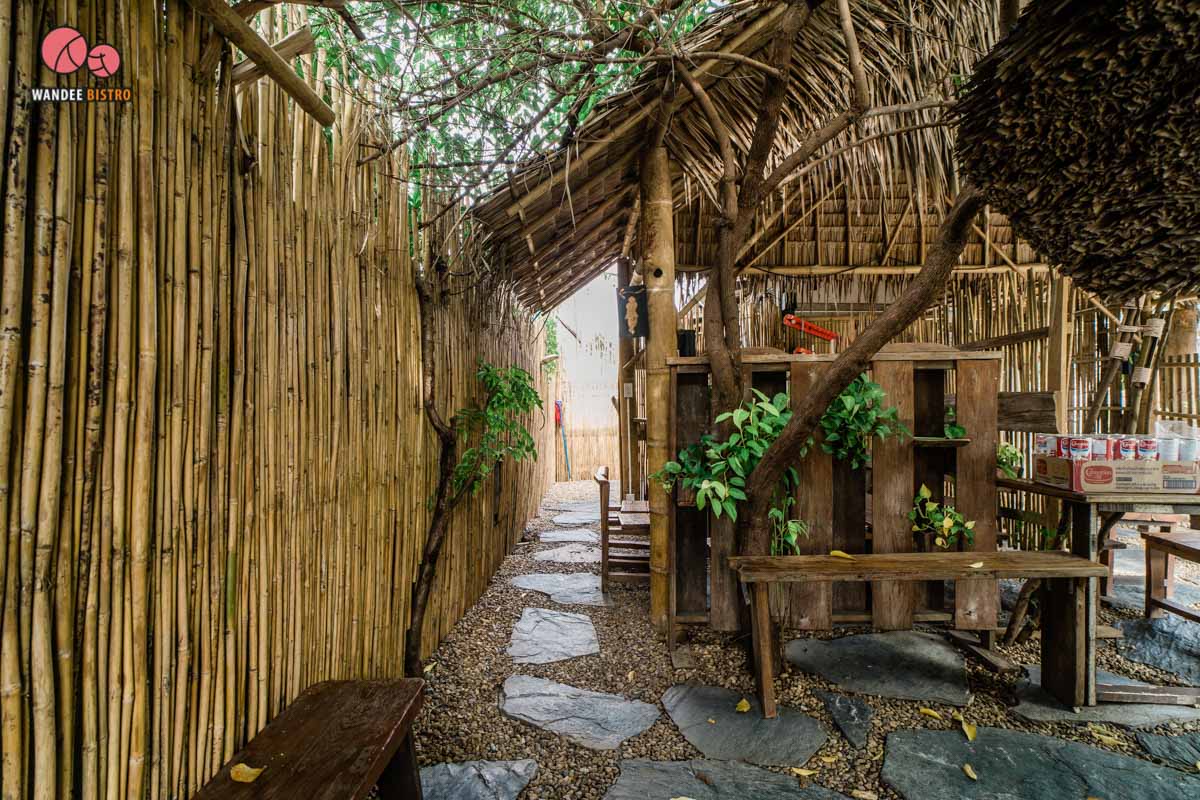 888 little hill คาเฟ่กระท่อมสุดคิวท์ ทุกเมนู 20 บาท บรรยากาศร่มรื่น สดชื่นมากเวอร์ 888 little hill คาเฟ่กระท่อมสุดคิวท์ ทุกเมนู 20 บาท บรรยากาศร่มรื่น สดชื่นมากเวอร์