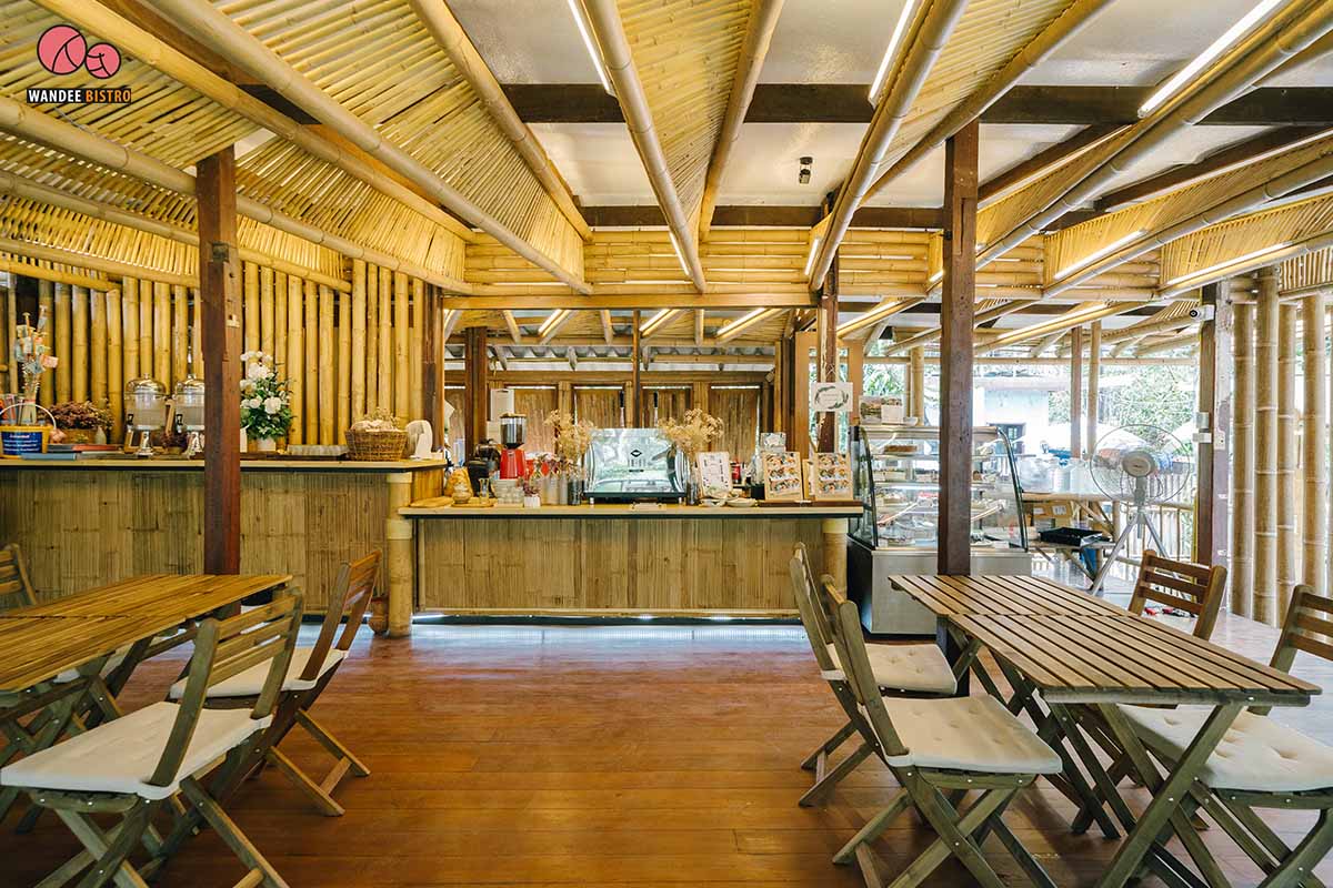 Poomjai Garden ภูมิใจการ์เด้นท์ - ร้านคาเฟ่ในสวนลิ้นจี่ พักผ่อนกับบรรยากาศธรรมชาติ ท่ามกลางต้นไม้นานาพันธุ์