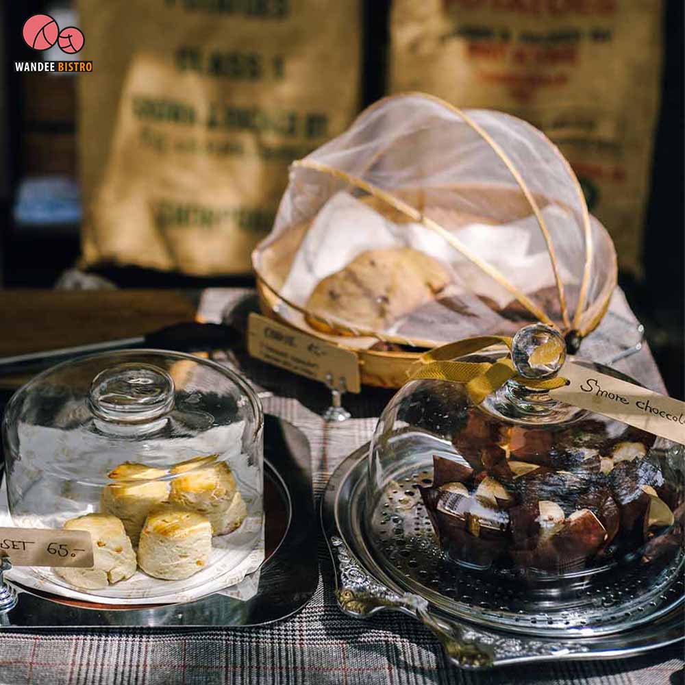 Pop Up Canteen BKK - คาเฟ่สุดฮิปธีมโรงอาหาร ย่านลาดพร้าว