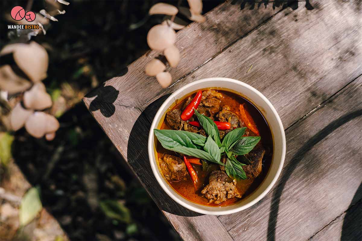 Pop Up Canteen BKK - คาเฟ่สุดฮิปธีมโรงอาหาร ย่านลาดพร้าว