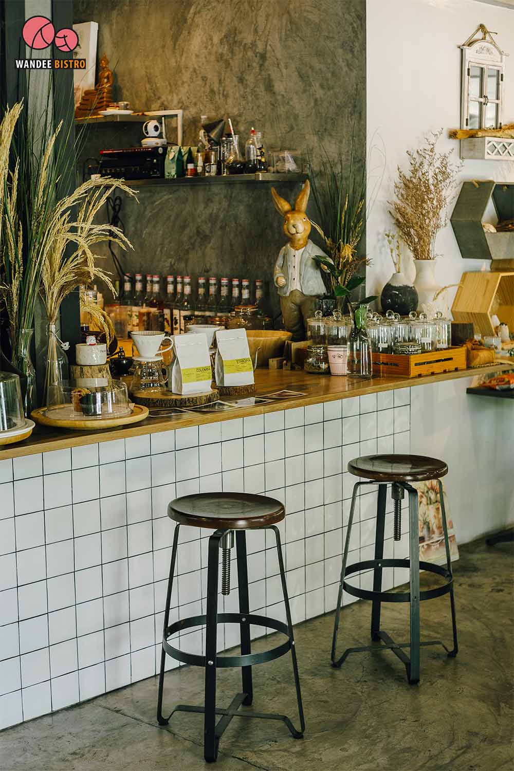 Poet House cafe คาเฟ่ย่านอารีย์ - บ้านหลังน้อยสุดชิลล์ เหมาะกับการพักผ่อน